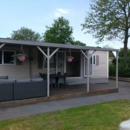 Te Huur Op *****camping Terspegelt 4 Personen Chalet Eersel