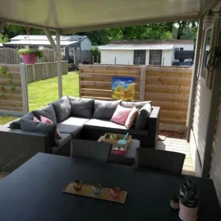 Te Huur Op *****camping Terspegelt 4 Personen Chalet Eersel