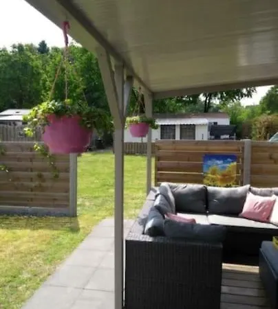 Te Huur Op *****camping Terspegelt 4 Personen